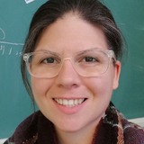 Salutaris from London | Woman | 37 years old | Capricorn