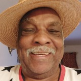Rong05Tq from Florence | Man | 77 years old | Capricorn