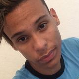 Vini from Osasco | Man | 29 years old | Cancer