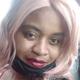 Ade from Philadelphia | Woman | 34 years old | Capricorn