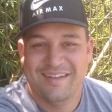 Carlos from Bento Goncalves | Man | 39 years old | Cancer