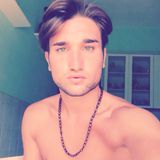 Daniele from Bagnoli | Man | 32 years old | Aries