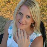 Lorraine from East Elmhurst | Woman | 40 years old | Gemini