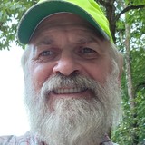 Sdefarmzb from Cave In Rock | Man | 74 years old | Leo