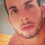 Castrese from Marano di Napoli | Man | 29 years old | Pisces