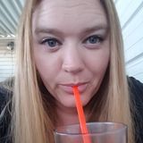 Red from Seattle | Woman | 46 years old | Leo