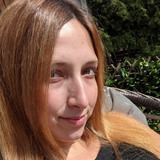 Swenny from Farmington | Woman | 46 years old | Aries