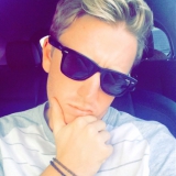 Brett from Agoura | Man | 34 years old | Cancer