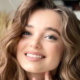 Merriam from Montreal | Woman | 35 years old | Taurus