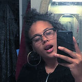 Robs from Sacramento | Woman | 30 years old | Taurus