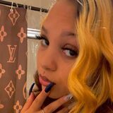 Michelle from Detroit | Woman | 22 years old | Aries