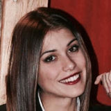 Chloe from Florence | Woman | 34 years old | Cancer