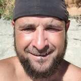 Rradney0Q from Forest | Man | 42 years old | Capricorn