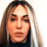Afrooznaderioz from Ljubljana | Woman | 32 years old | Taurus