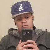 Dezi from Pittsburgh | Woman | 40 years old | Capricorn