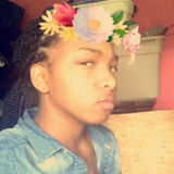 Ish from Fairmont | Woman | 27 years old | Capricorn