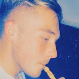 Preatjuliop from Charleroi | Man | 27 years old | Aquarius