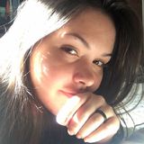 Julia from Cantagalo | Woman | 32 years old | Sagittarius