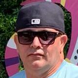 Leonardogonzj0 from Lithia | Man | 49 years old | Capricorn