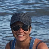 Linda from Lausanne | Woman | 52 years old | Aquarius