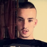 Miijere from Evreux | Man | 32 years old | Capricorn