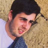 Txopito from Bilbao | Man | 28 years old | Aries