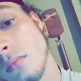 Zach from Paisley | Man | 28 years old | Capricorn