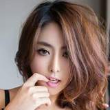 Flomonica from London | Woman | 30 years old | Leo