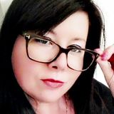 Silvia from Milan | Woman | 45 years old | Taurus