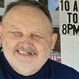 Normansendt from Chicago | Man | 72 years old | Capricorn