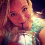 Aline from Clinton | Woman | 25 years old | Gemini