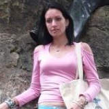 Sharon from Milano | Woman | 46 years old | Aries