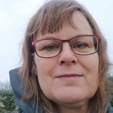 Smith from Lisbon | Woman | 49 years old | Taurus