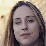Ednaarev from Rotterdam | Woman | 33 years old | Taurus