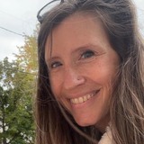Aman from Caicedonia | Woman | 40 years old | Pisces