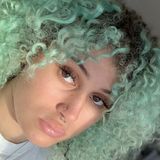 Dingverie from La Chaux-de-Fonds | Woman | 32 years old | Capricorn