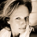Manoni from Hilversum | Woman | 55 years old | Capricorn