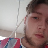 Jakeyboyyy20E from Banstead | Man | 24 years old | Libra