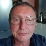 Olivie92 from Thieu | Man | 63 years old | Taurus