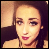 Fly from Waterford | Woman | 32 years old | Taurus